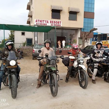 Athitya Hotel And Resort Sikar Exteriör bild